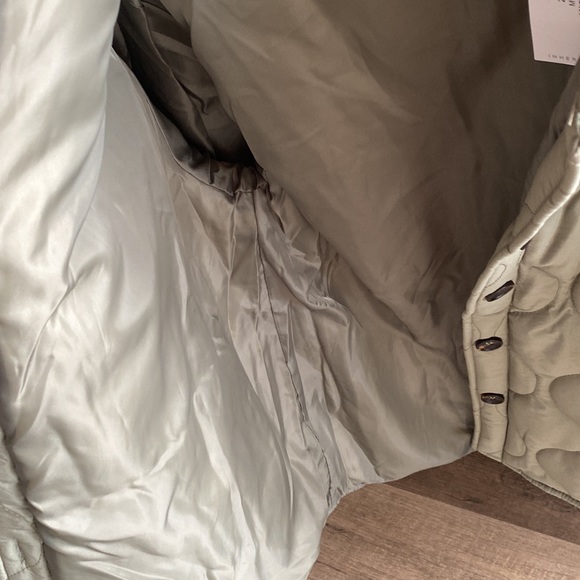 Spring Green Quilted Jacket - Picture 4 of 5